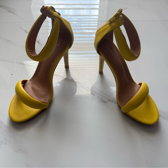 Yellow Open-Toe Sandals - Picture 3 of 3